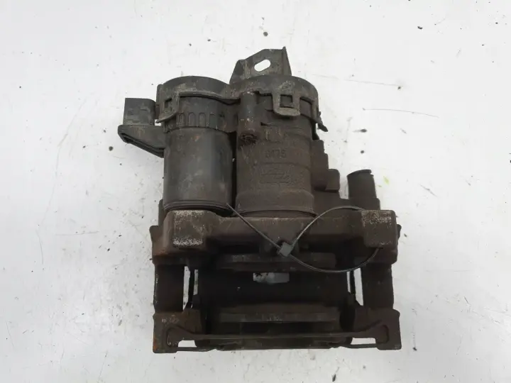 Volvo V60 XC60 II TYLNY ZACISK HAMULCOWY lewy tył 31687554
