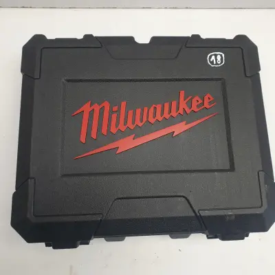 Walizka Milwaukee na WIERTATKO-WKRĘTARKA UDAROWA M18 CBLPD-422C