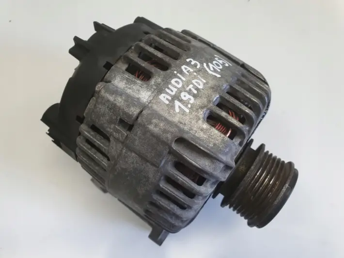 Audi A3 II 8P 1.9 TDI ALTERNATOR Valeo 06F903023C 140A
