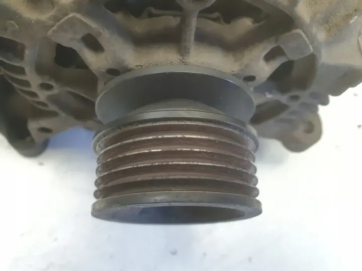 Mercedes W168 1.4 8V ALTERNATOR valeo 90A