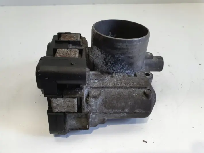 Audi A3 II 8P 1.6 FSI PRZEPUSTNICA 03C133062A