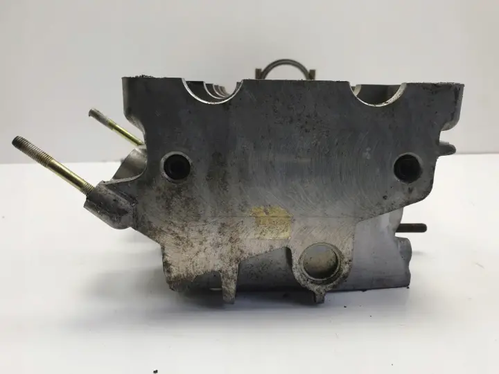 BMW E90 E91 2.0 D GŁOWICA CYLINDRÓW 778752105
