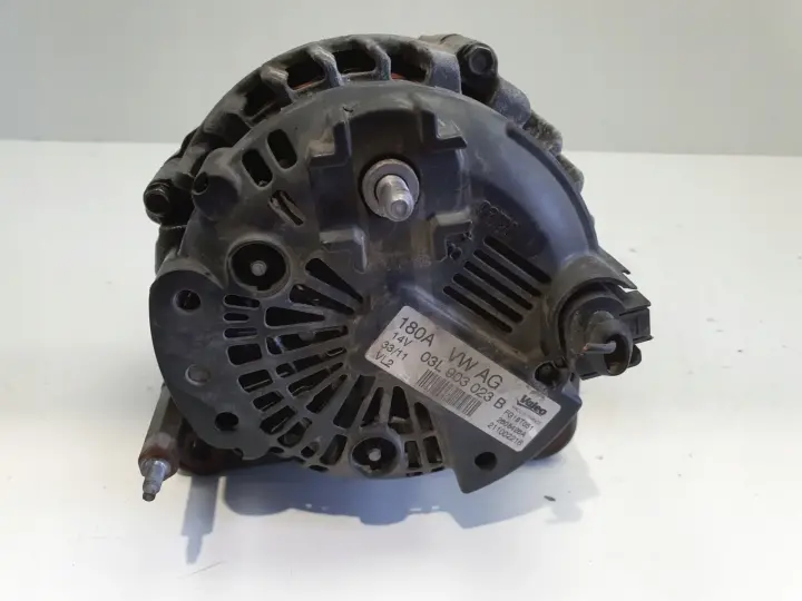 VW Passat B7 2.0 TDI ALTERNATOR valeo 03L903023B 180A
