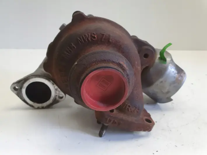 Volvo V40 II 1.6 D2 TURBOSPRĘŻARKA turbo 9686120680