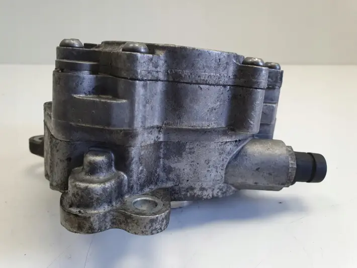 Audi A3 II 8P 2.0 TDI POMPA VACUM wakum 03C145209