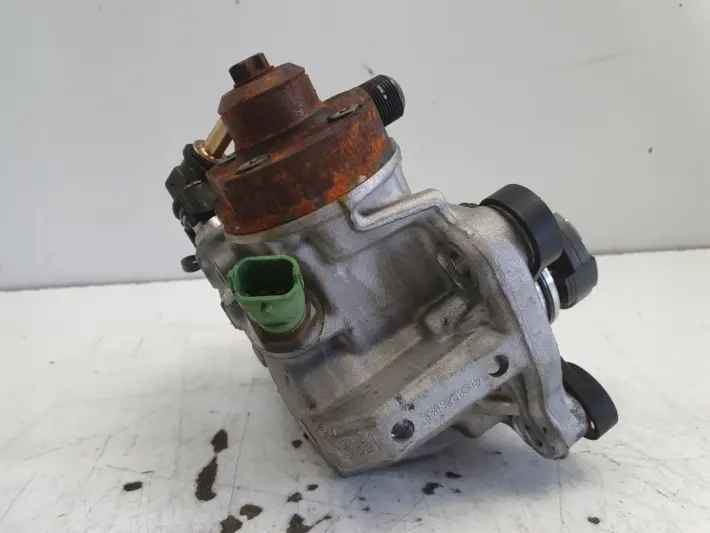 Volvo S60 II V60 2.0 D4 POMPA WTRYSKOWA paliwa 0445010681