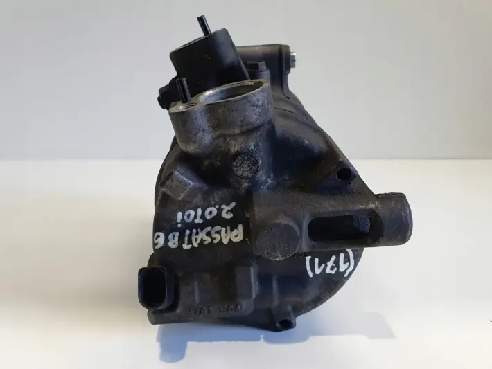 VW Passat B6 2.0 TDI SPRĘŻARKA KLIMATYZACJI 5N0820803