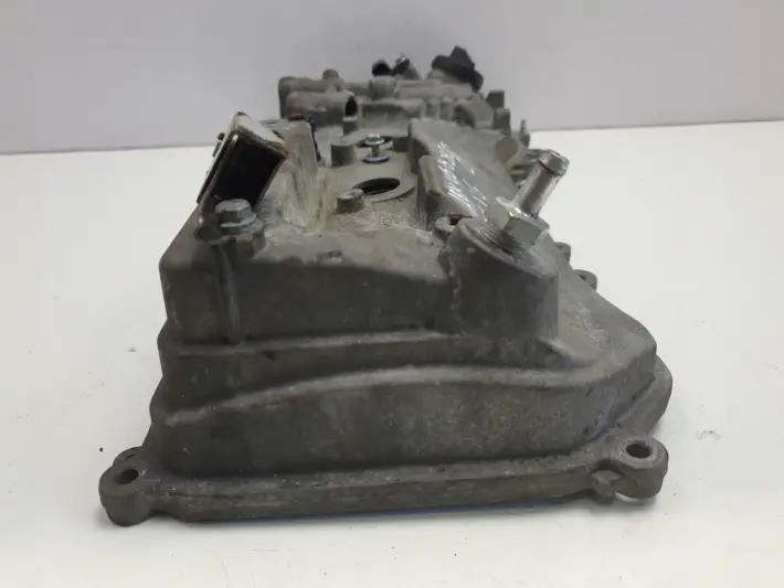 Lexus IS250 IS 250 2.5 V6 POKRYWA ZAWORÓW