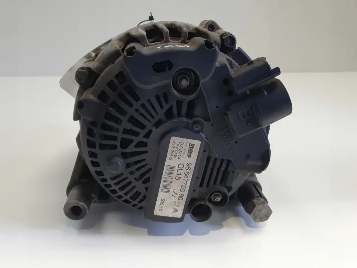 Peugeot 3008 2.0 HDI ALTERNATOR 9664779680 valeo