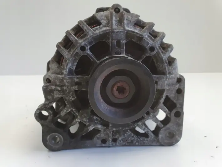 Skoda Fabia I VW Polo IV 1.2 12V ALTERNATOR valeo 03D903025J
