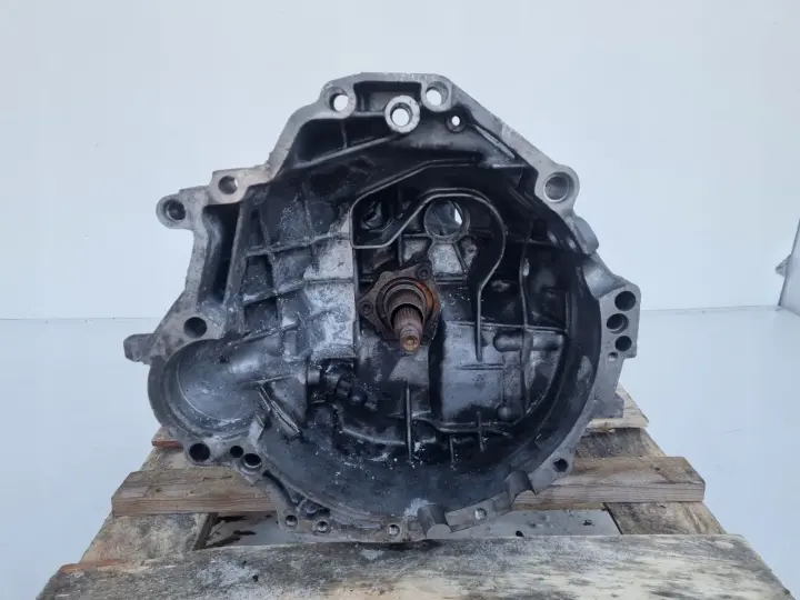 Audi A4 B5 1.8 20v KRZYNIA BIEGÓW DHZ manualna MANUAL