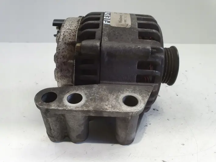 Ford Fiesta V 1.3 8V ALTERNATOR visteon 2S6T-FA