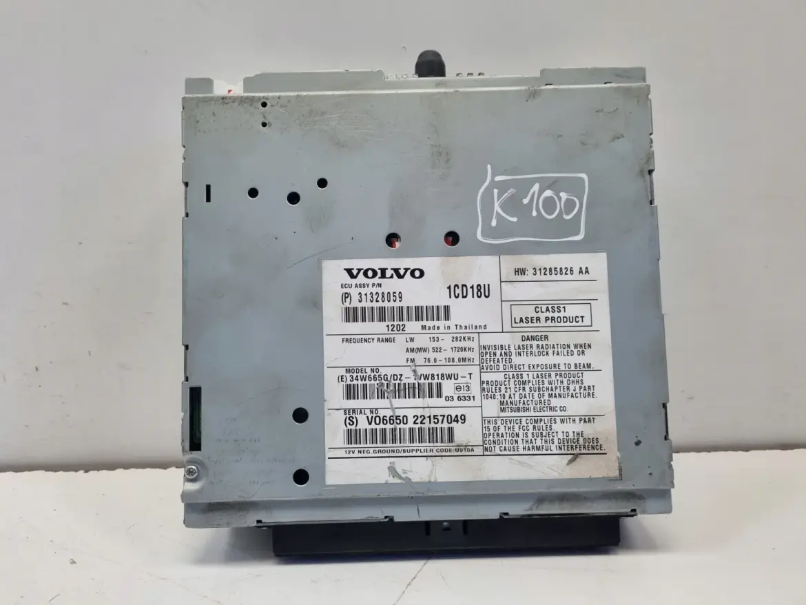 Volvo S40 II V50 RADIO CD radioodtwarzacz CZYTNIK PŁYT 31328059