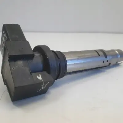 VW Golf V Audi a3 8P 1.6 FSI CEWKA ZAPŁONOWA 036905715F