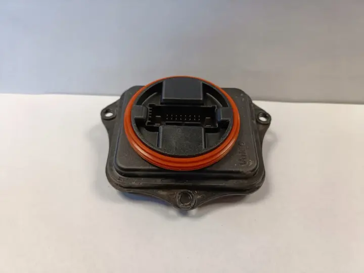 Volvo V60 S60 II LEWY MODUŁ SKRĘTU LAMPY sterownik 90068996