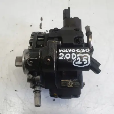 Volvo C30 V50 S40 II V70 III 2.0 D POMPA WTRYSKOWA paliwa 9658193980