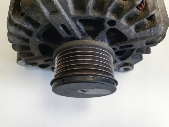 Peugeot 307 2.0 HDI ALTERNATOR Valeo 9661544880 CL18