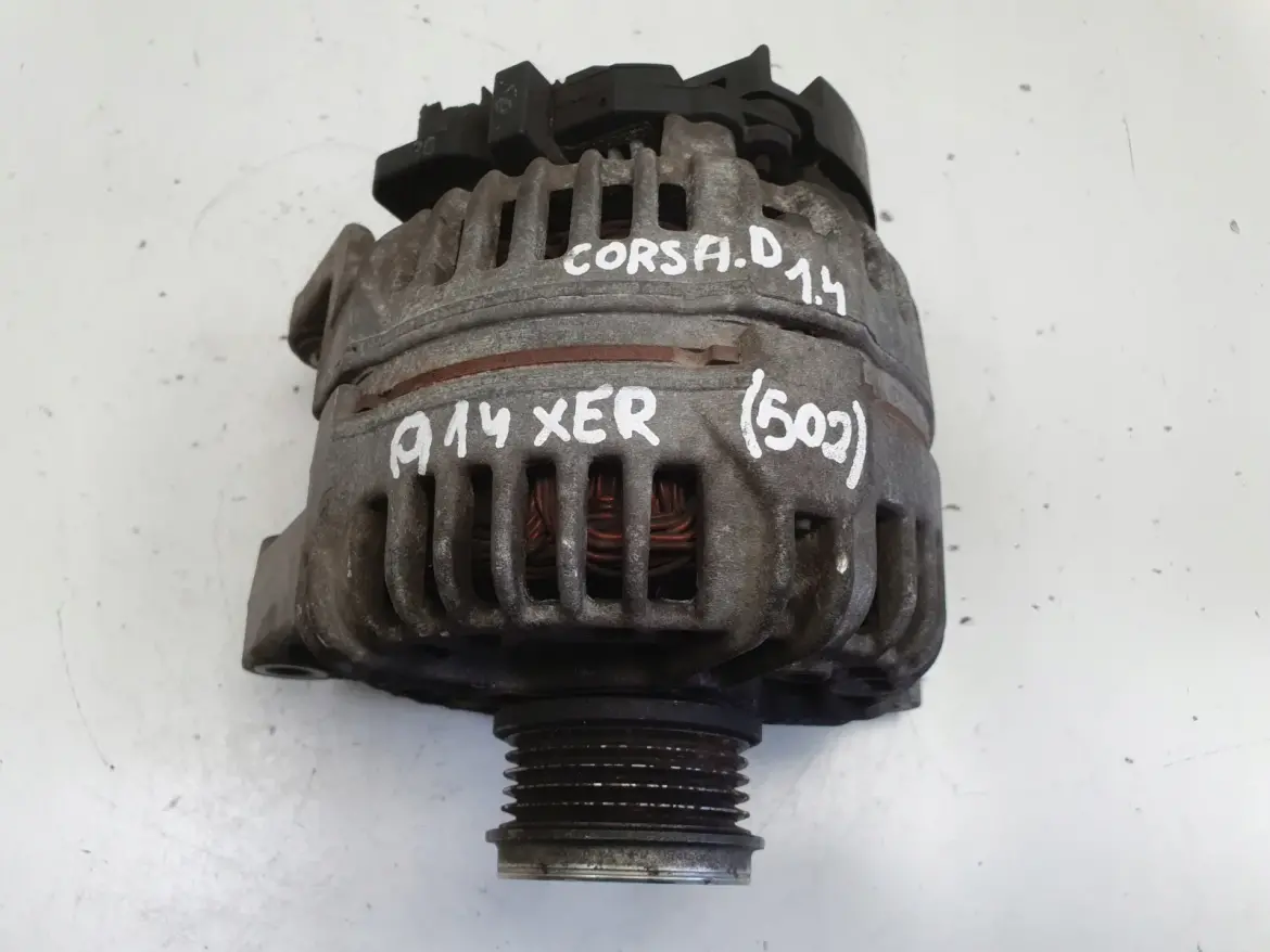 Opel Corsa D 1.4 16V ALTERNATOR bosch 0124425087 120A CM