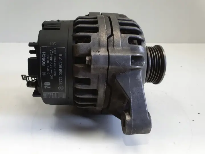Audi A4 B5 1.8 T ALTERNATOR bosch 0123310022 70A