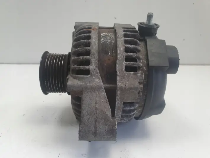 Land Rover Discovery III 2.7 TD V6 ALTERNATOR