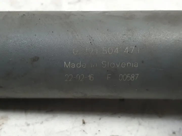 BMW E87 E90 2.0 i CEWKA ZAPŁONOWA 0221504471 bosch
