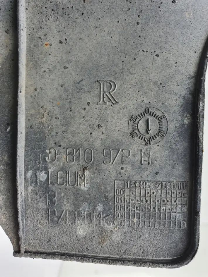 Vw Passat B5 FL kombi PRAWE TYLNE NADKOLE Prawy