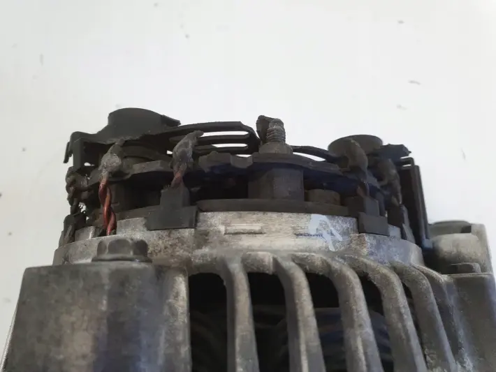 Audi A6 C4 2.5 TDI ALTERNATOR valeo 059903015F