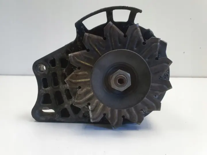 Fiat Cinquecento 0.9 ALTERNATOR 63320094