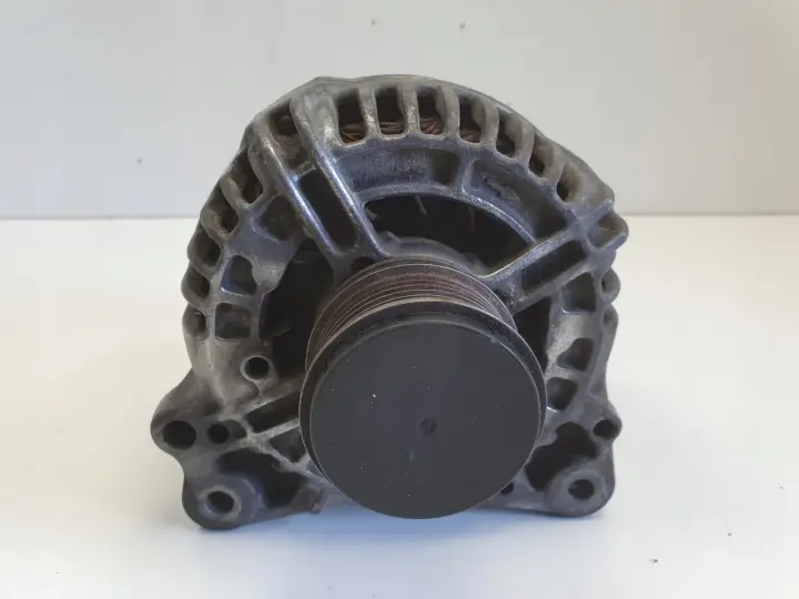 VW Transporter T5 2.0 8V ALTERNATOR 038903024F 120A