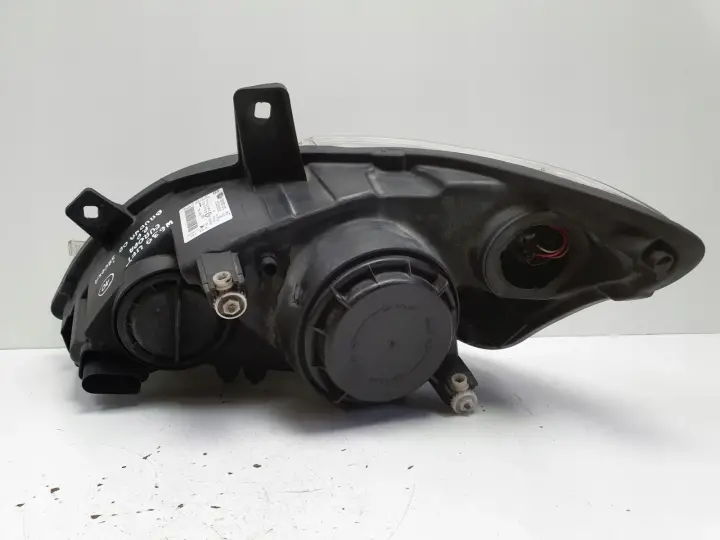 Mercedes Vito Viano W639 LIFT PRZEDNIA LAMPA PRAWA prawy przód A6398201961
