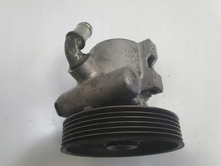 Peugeot Partner 1.9 D POMPA WSPOMAGANIA 9631923680