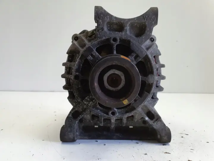 Mercedes W169 1.7 8V ALTERNATOR A2661540802 90A valeo