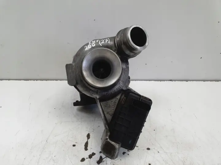 BMW E87 E90 E91 2.0 D N47 TURBOSPRĘŻARKA turbo 7810189C