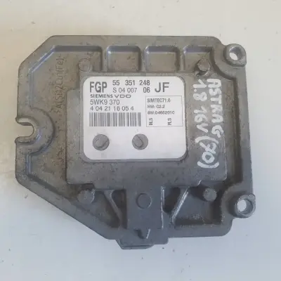 Opel Astra III H 1.8 16V STEROWNIK SILNIKA komputer 55351248 JF