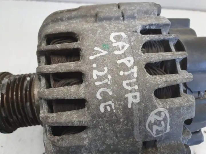 Renault Clio IV 0.9 TCe ALTERNATOR valeo 231007842R