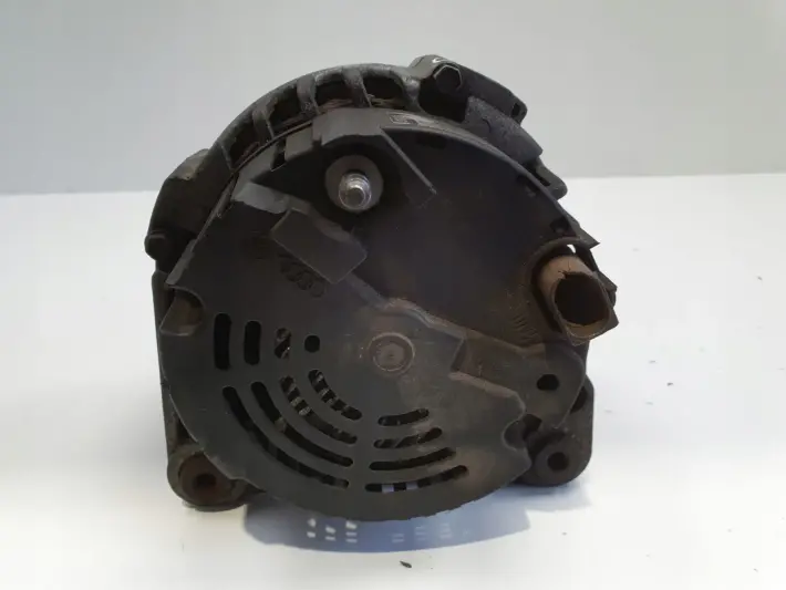 Audi A4 B6 1.9 TDI ALTERNATOR Valeo 028903031A 120A