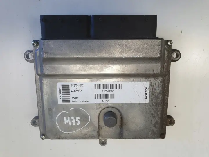 Volvo V50 2.4 I KOMPUTER SILNIKA sterownik 079700-9133 P30743102