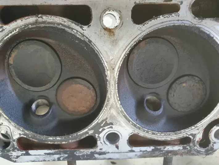Opel Combo C 1.6 8V GŁOWICA CYLINDRÓW 90400242 Z16SE
