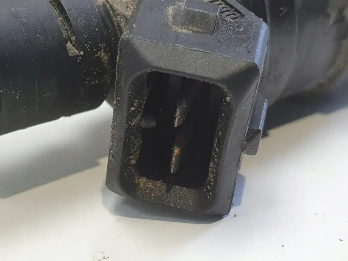 Audi A4 B5 1.8 20V WTRYSKIWACZ wtrysk 0280150444
