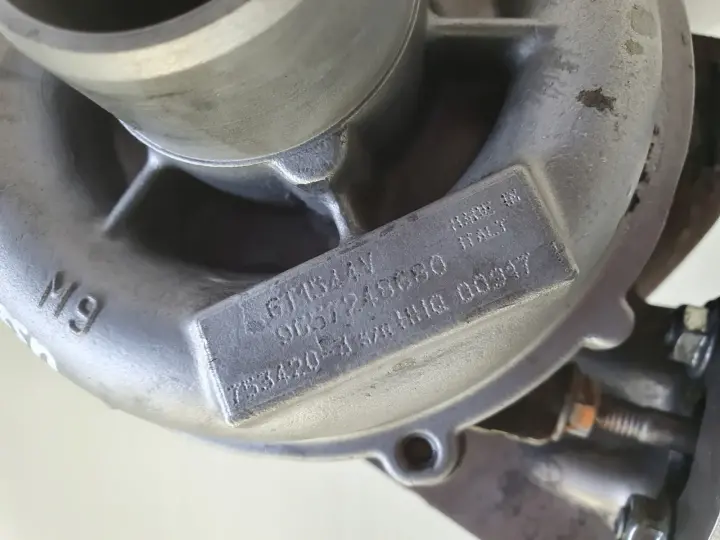 Volvo S40 II V50 1.6 D TURBOSPRĘŻARKA turbo 9657248680