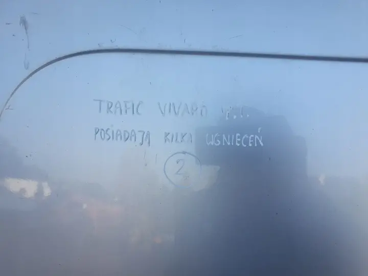 Renault Trafic TYNE DRZWI PRAWE prawy tył WYSOKIE
