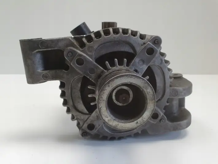 Ford C-Max Focus mk2 1.8 16V ALTERNATOR Denso