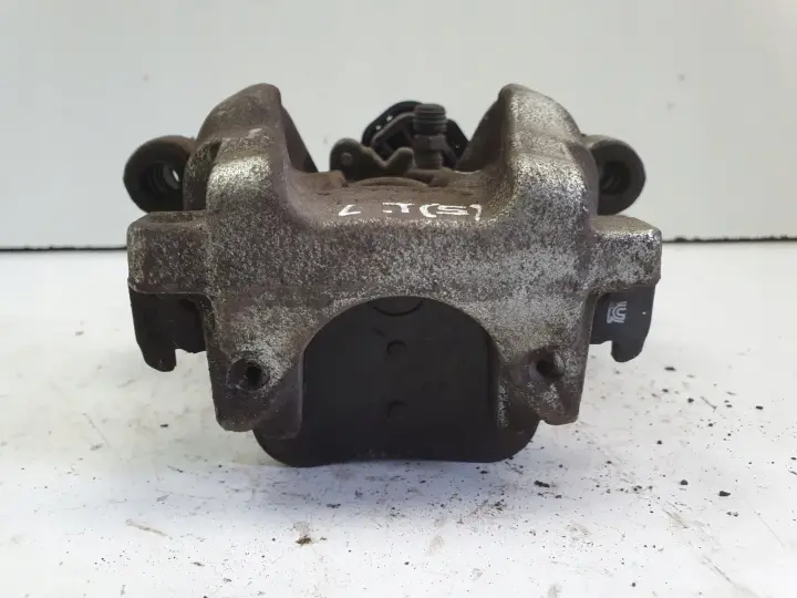 Volvo XC60 II TYLNY ZACISK HAMULCOWY lewy tył KIEROWCY 31687554 32217353