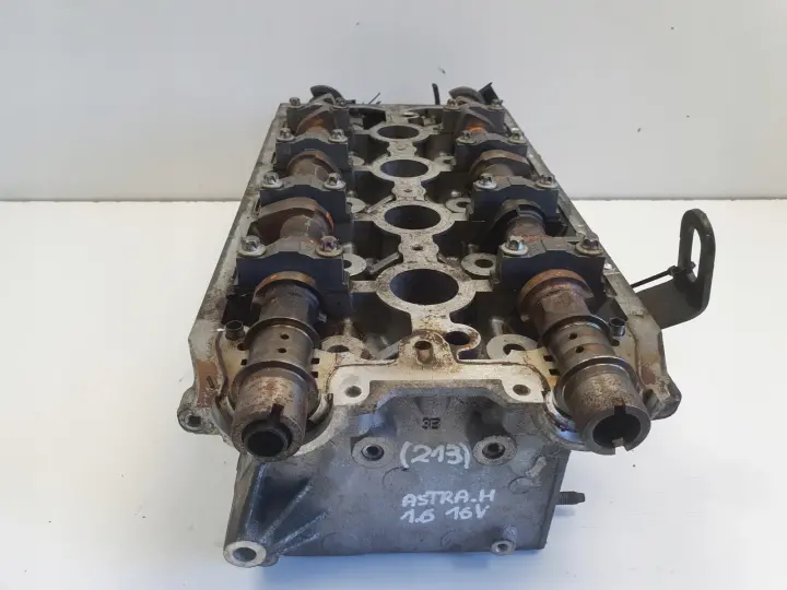Opel Zafira B Astra J 1.6 16V A16XER GŁOWICA CYLINDRÓW 55559340