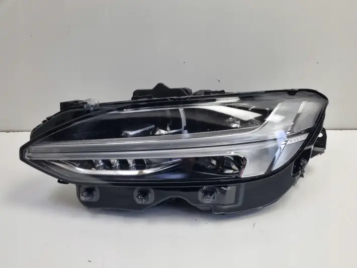 Volvo S90 V90 II PRZEDNIA LAMPA LEWA lewy przód MID LED EUROPA 31655197