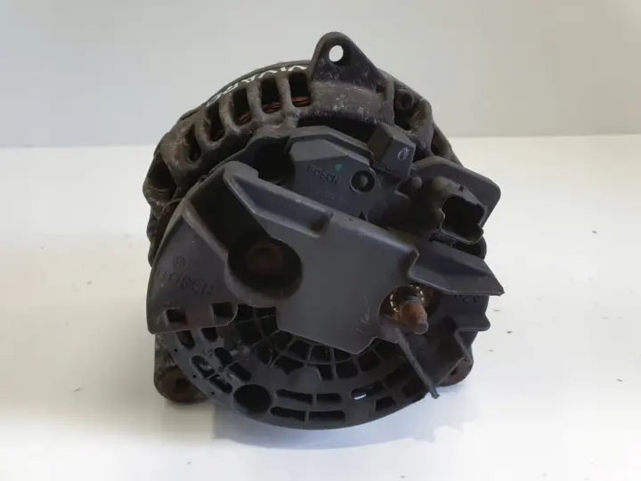 Opel Vivaro Trafic 2.0 DCI ALTERNATOR bosch 0124525137