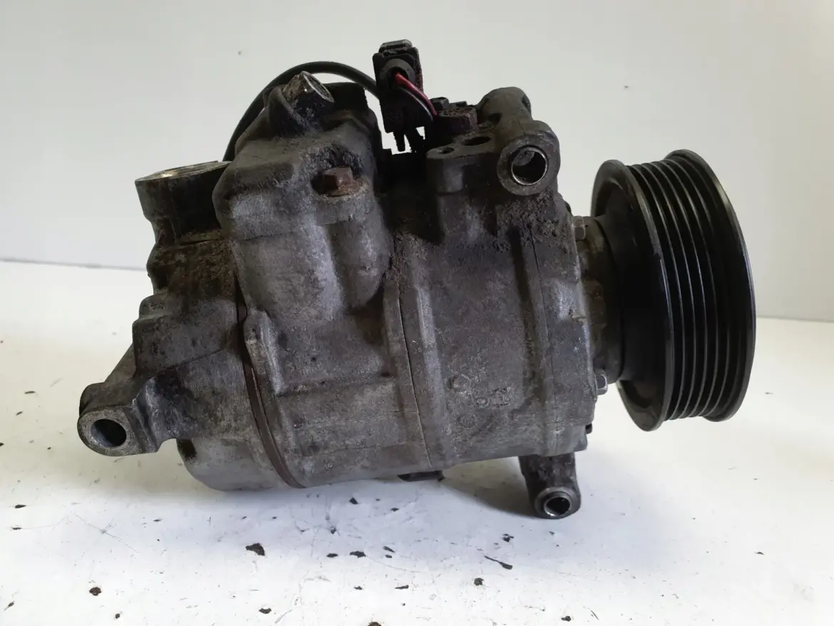 Audi A6 C6 A4 B7 2.7 TDI SPRĘŻARKA KLIMATYZACJI pompa 4F0260805N