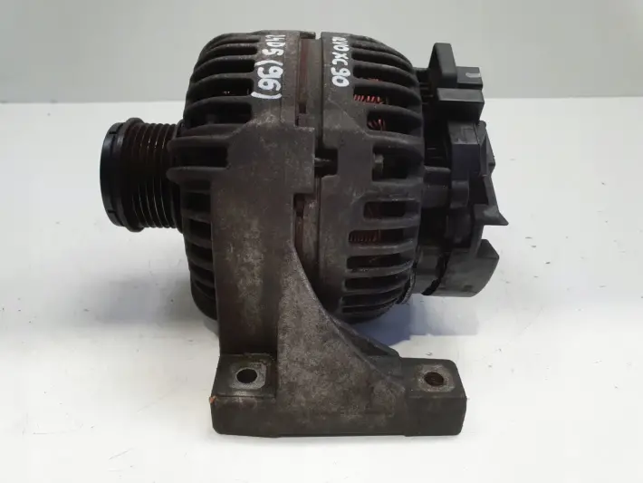 Volvo XC90 2.4 D5 ALTERNATOR bosch 0124525029 8676498