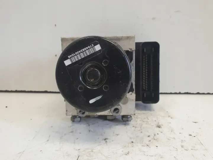 Volvo V60 S60 II POMPA ABS hamulcowa 31400101