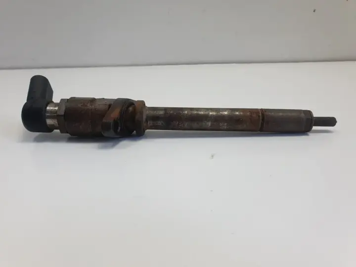 Ford Mondeo MK4 Peugeot Volvo 2.0 TDCI HDI WTRYSKIWACZ wtrysk 9657144580